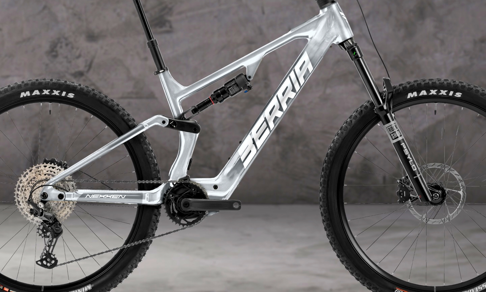 Tiene un cuadro de aluminio con el motor más potente que va a existir (Foto: Berria).