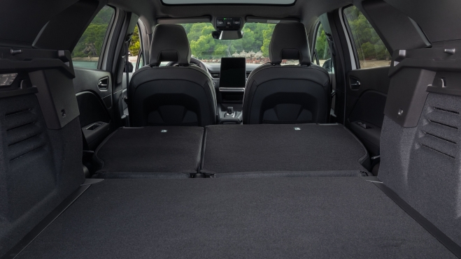 Mitsubishi Grandis HEV Maletero Mitsubishi Grandis HEV Maletero