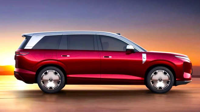 El BYD Great Tang es el último rival de otro SUV eléctrico de Geely, en una guerra que se reproducirá en España en tres años. El BYD Great Tang es el último rival de otro SUV eléctrico de Geely, en una guerra que se reproducirá en España en tres años.