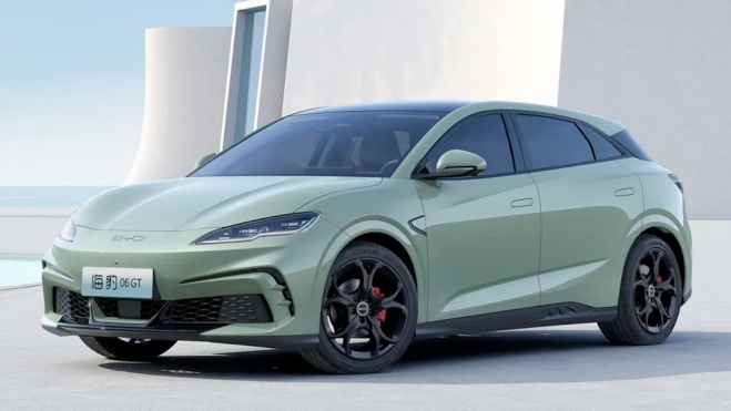 BYD Seal 06 GT 2026 Delantera BYD Seal 06 GT 2026 Delantera