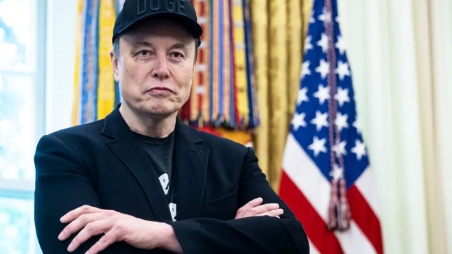 elon musk jugo dos bandas europa eeuu problemas tesla 1