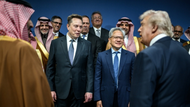 elon musk jugo dos bandas europa eeuu problemas tesla 2