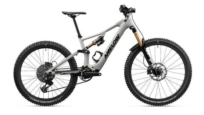 High end 20260304 Bottle holder