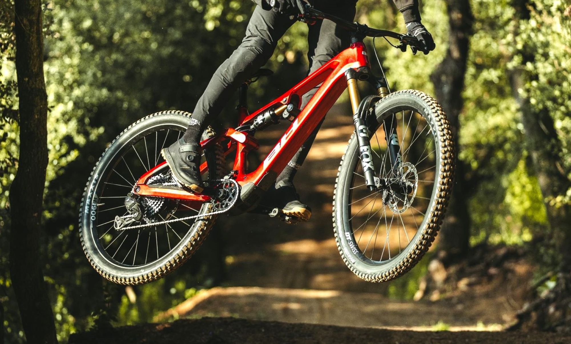 Esta nueva bicicleta es una máquina de bajar... y de subir (Foto: BH).