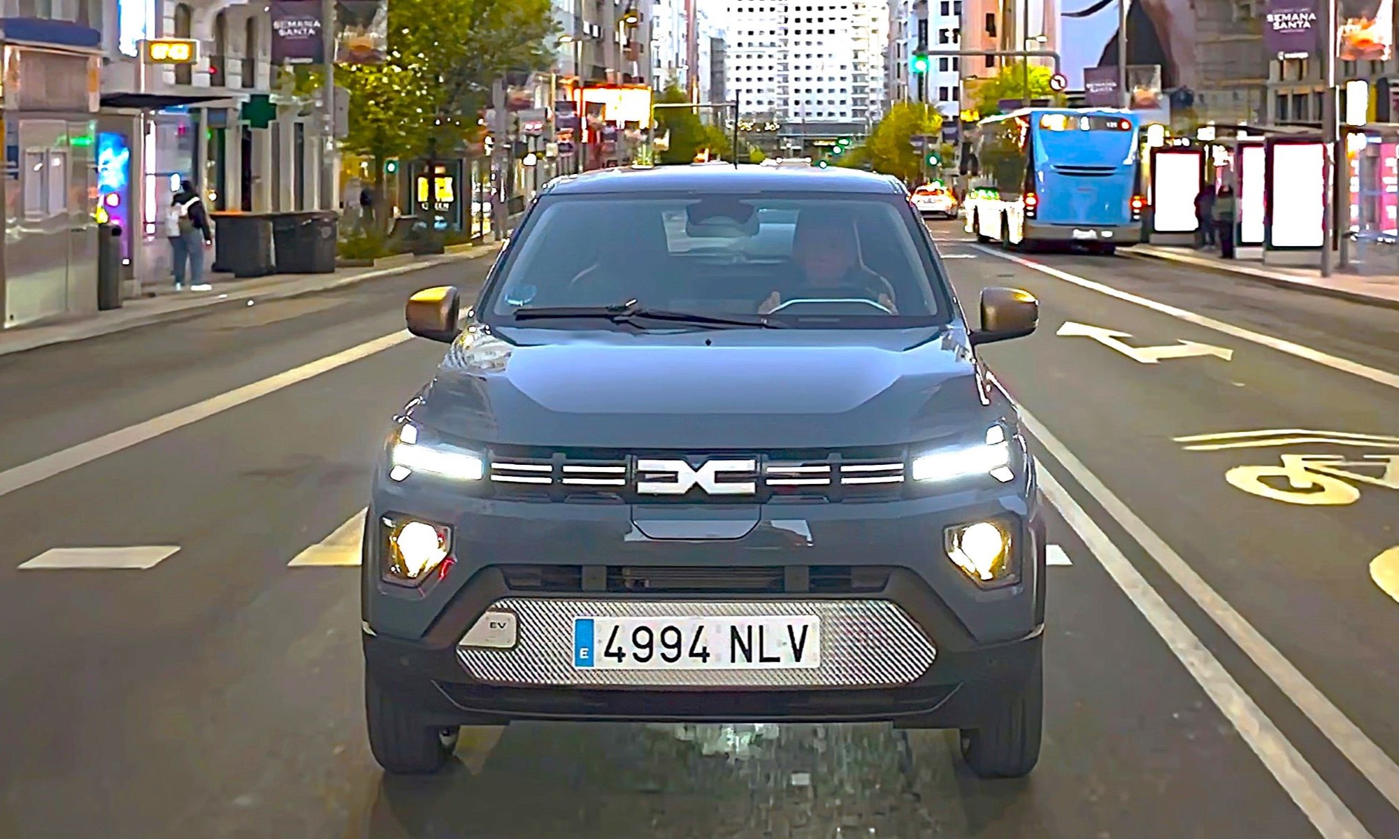 El Dacia Spring es el eléctrico más barato a la venta en España, con más de 3.000 euros de ahorro sobre su equivalente de BYD.