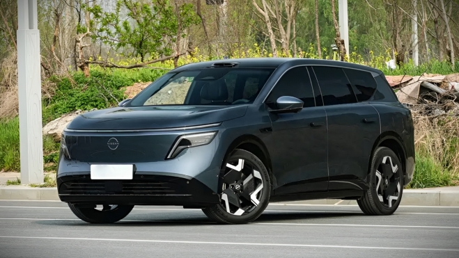 Nissan NX8 Delantera