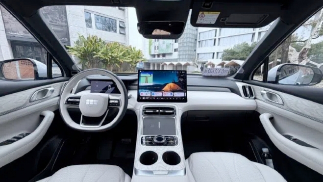 Geely Galaxy M7 Interior