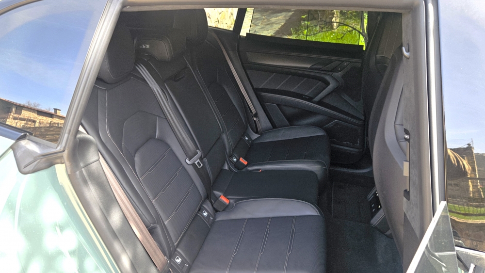 Porsche Cayenne Electric 1.156 CV y acelera como un F1 conducimos el SUV eléctrico más brutal de Porsche (19)