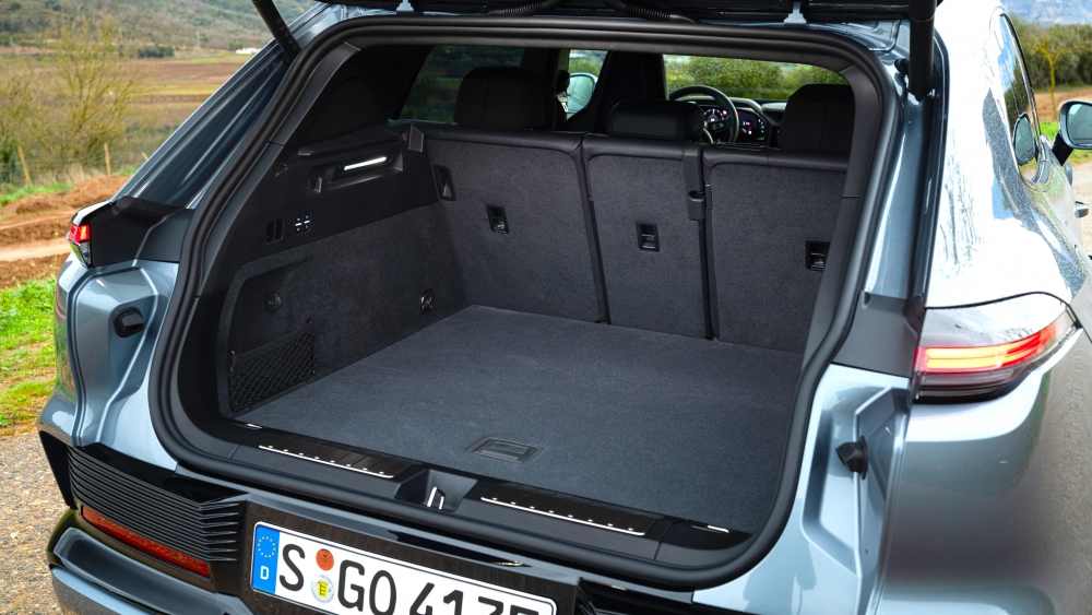 Porsche Cayenne Electric 1.156 CV y acelera como un F1 conducimos el SUV eléctrico más brutal de Porsche