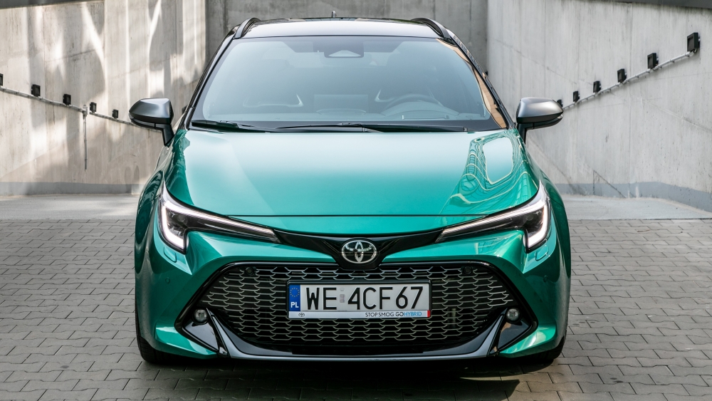 toyota corolla touring sports 1.606 L de maletero y un consumo ridículo el Toyota híbrido que humilla a los SUV 30