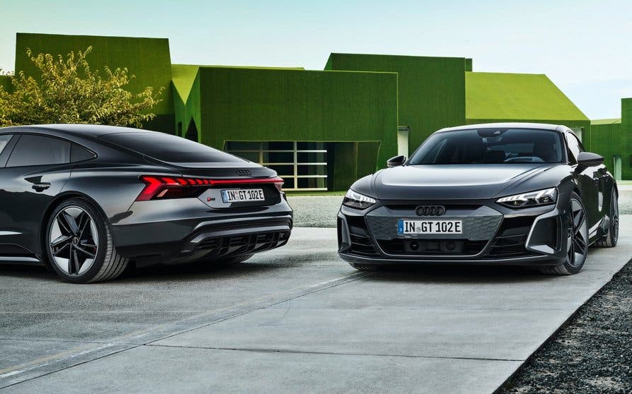  Audi anuncia los precios para España del e-tron GT eléctrico. 