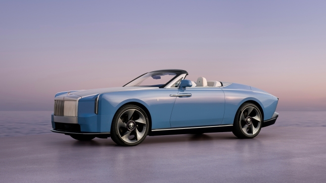 El Nightingale supera la barrera de los 5,2 metros de largo.