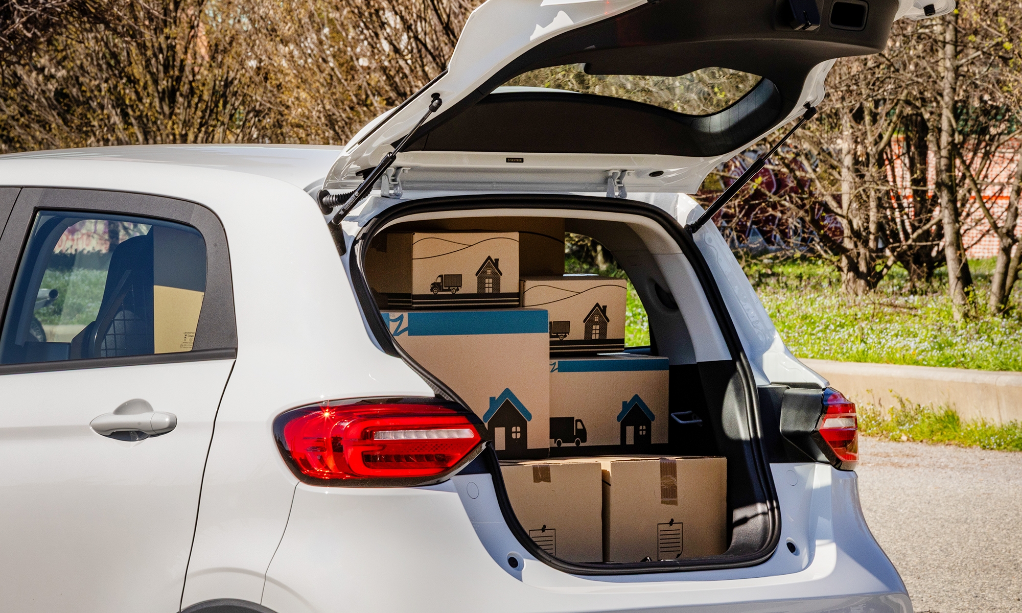 Leapmotor lanza en Europa el T03 LCV para recorridos de última milla.