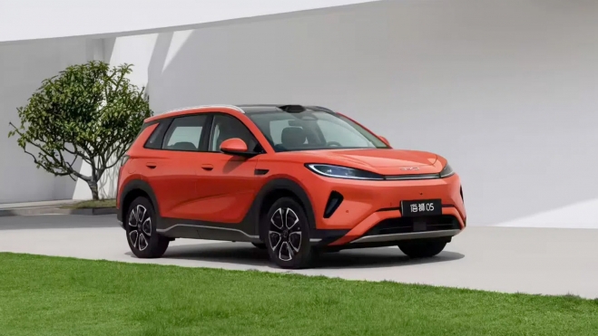 BYD Sealion 05 Delantera