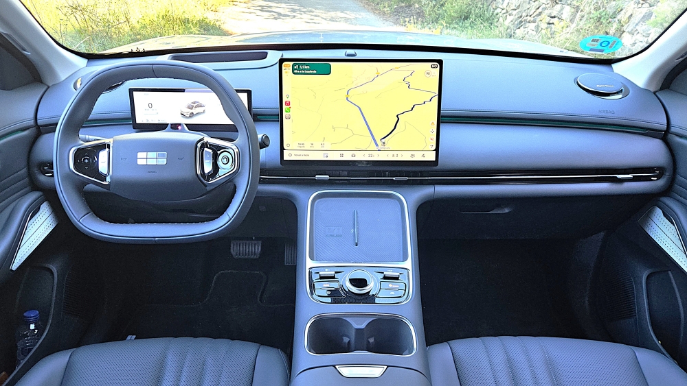 Geely Starray 1.055 km de autonomía por 26.000 € ya hemos probado el SUV PHEV de Geely que puede arrasar en España (25)