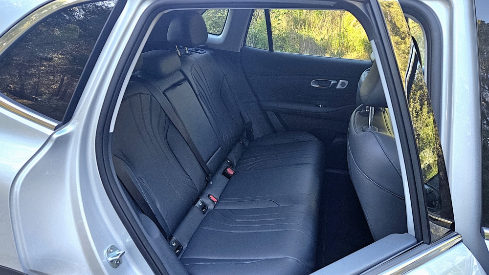 Geely Starray 1.055 km de autonomía por 26.000 € ya hemos probado el SUV PHEV de Geely que puede arrasar en España (27)