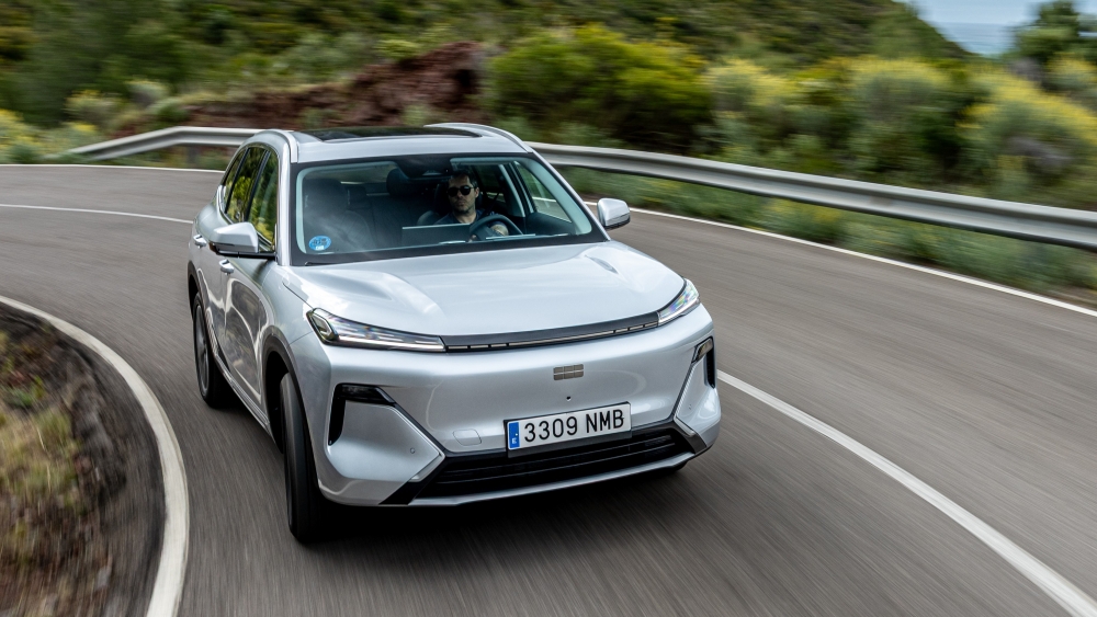 Geely Starray 1.055 km de autonomía por 26.000 € ya hemos probado el SUV PHEV de Geely que puede arrasar en España (17)