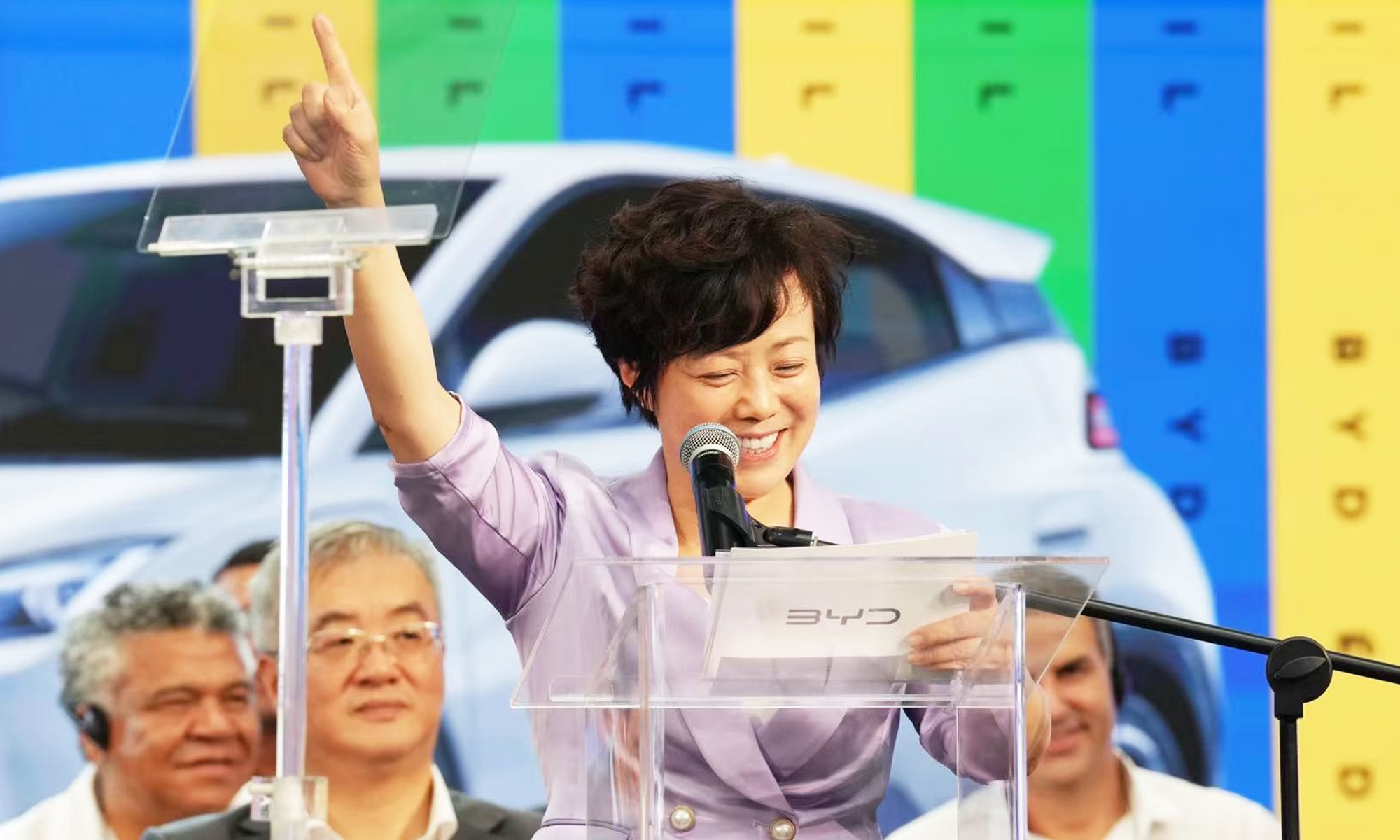 byd logra 16 millones coches electricos hibridos enchufables fabricados record 2