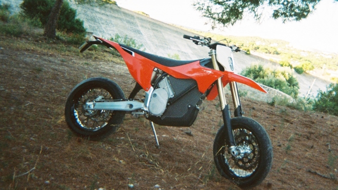 stark futuro moto offroad electrica sorprende pilotos motoristas inversiones crecimiento record