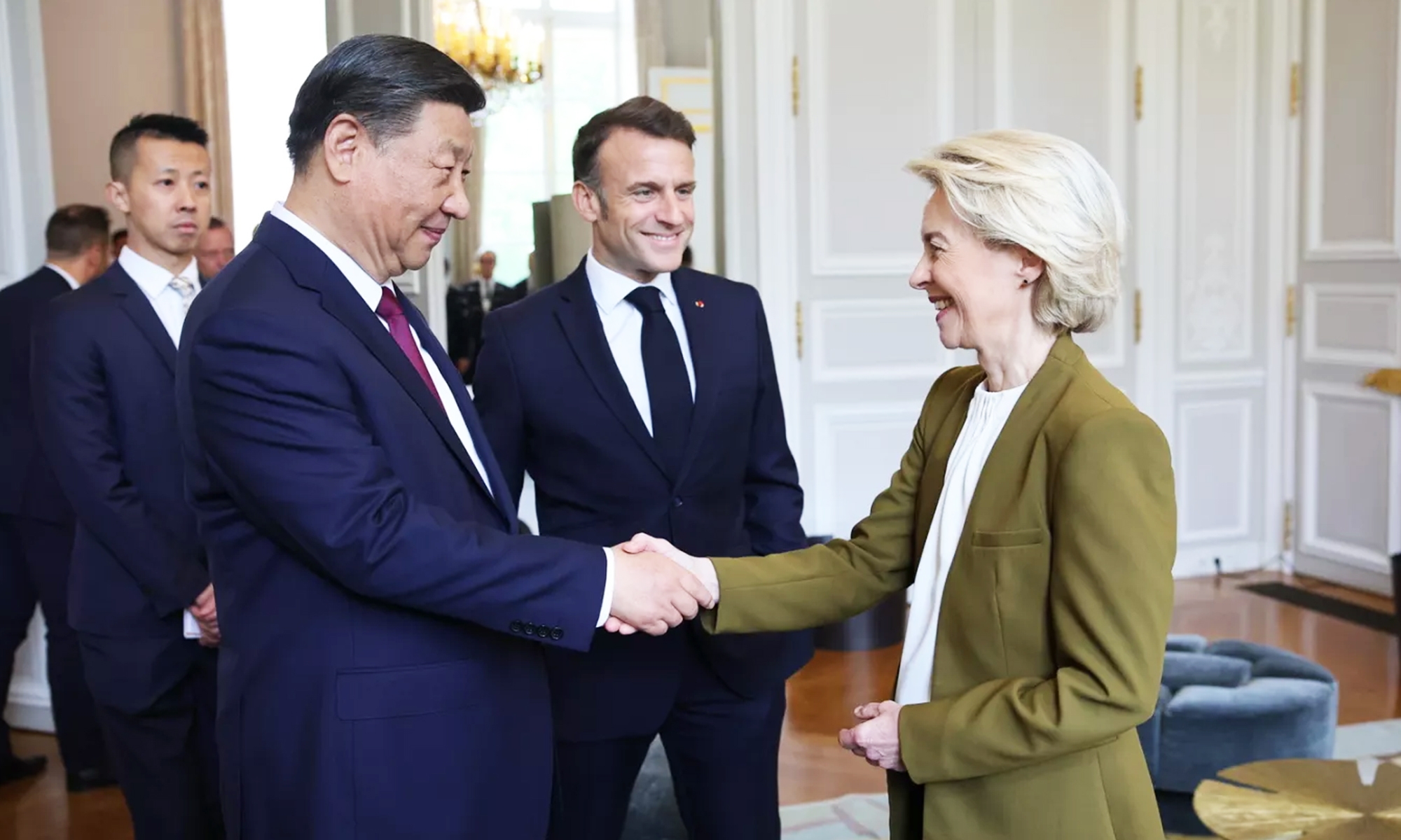 bruselas limitacion inversion china en europa automovil coche baterias energia fotovoltaica