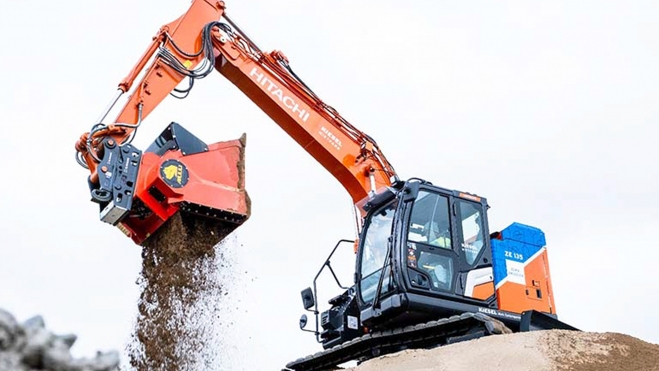 excavadora electrica hitachi 13 toneladas trabajo 24 horas