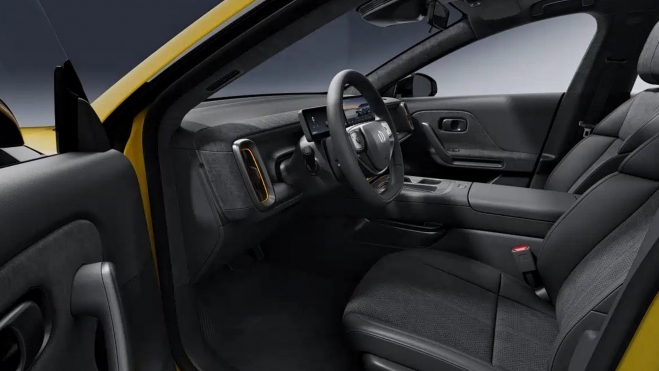 Leapmotor B05 Interior