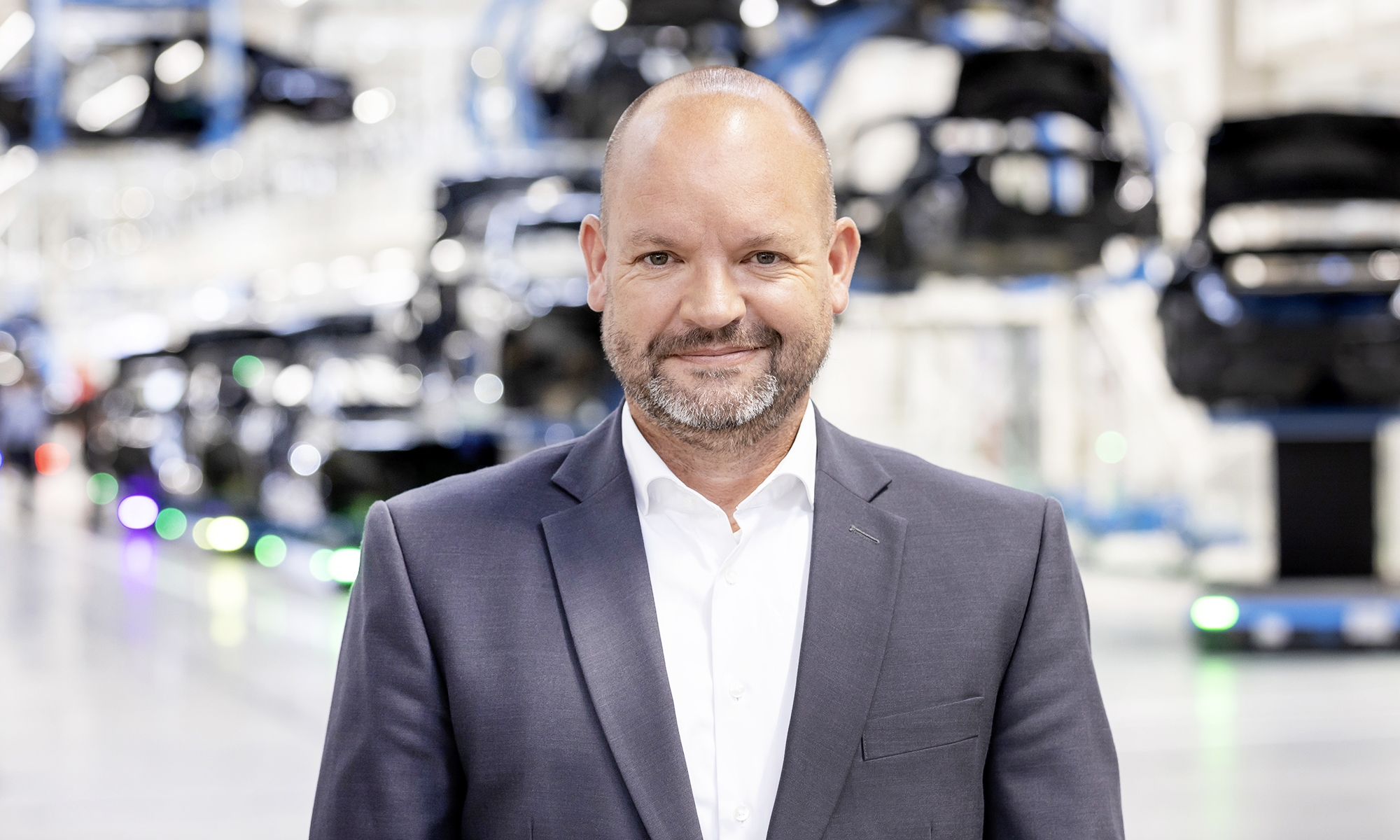 Jörg Burzer, ingeniero jefe de Mercedes-Benz, ha dado su opinión sobre los coches eléctricos.