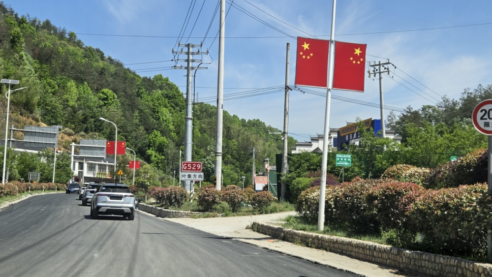 1.034 km de autonomía y 4,4 L100 km gasolina probamos el nuevo SUV híbrido Jaecoo a la venta España