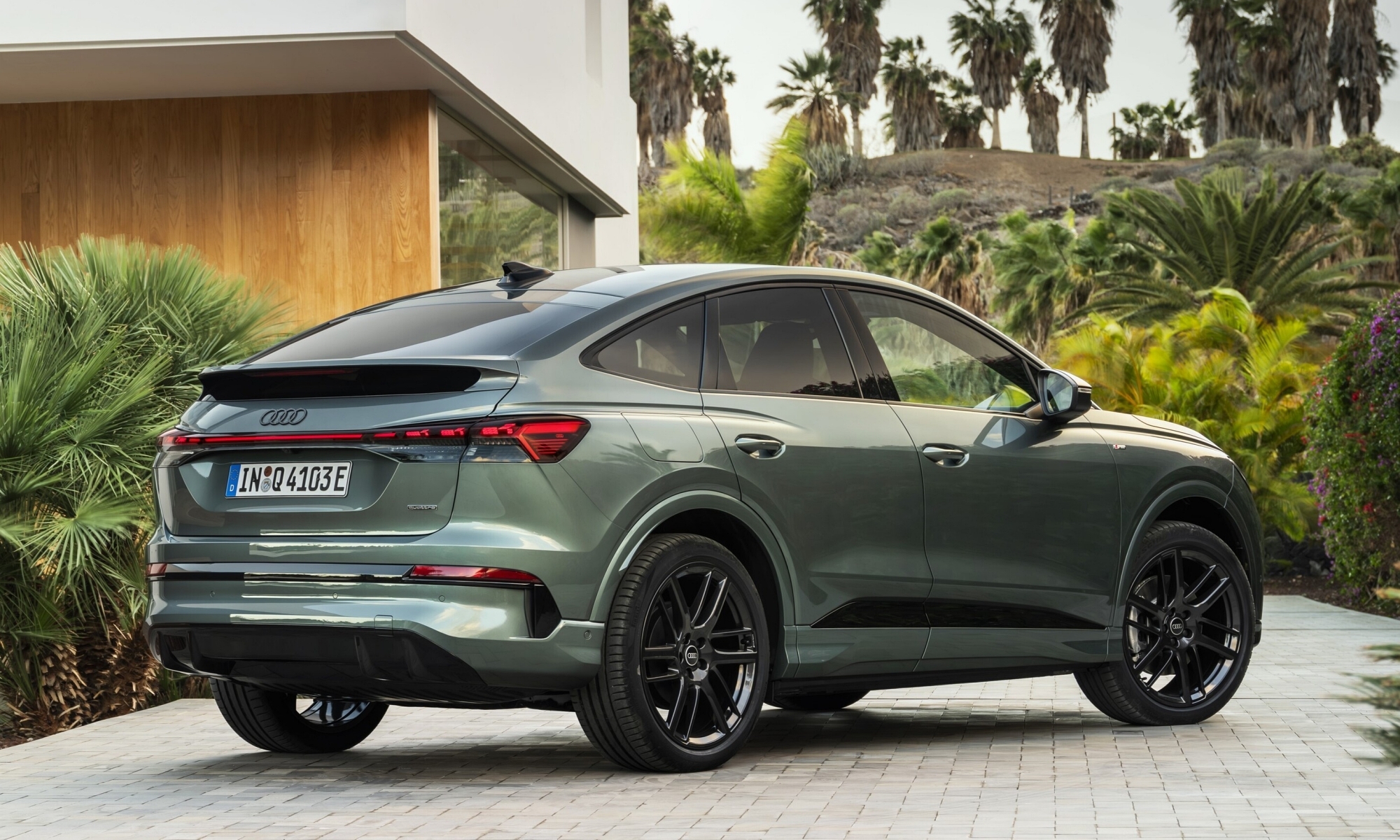 Las novedades del Q4 e-tron también son recibidas por su versión coupé o Sportback.