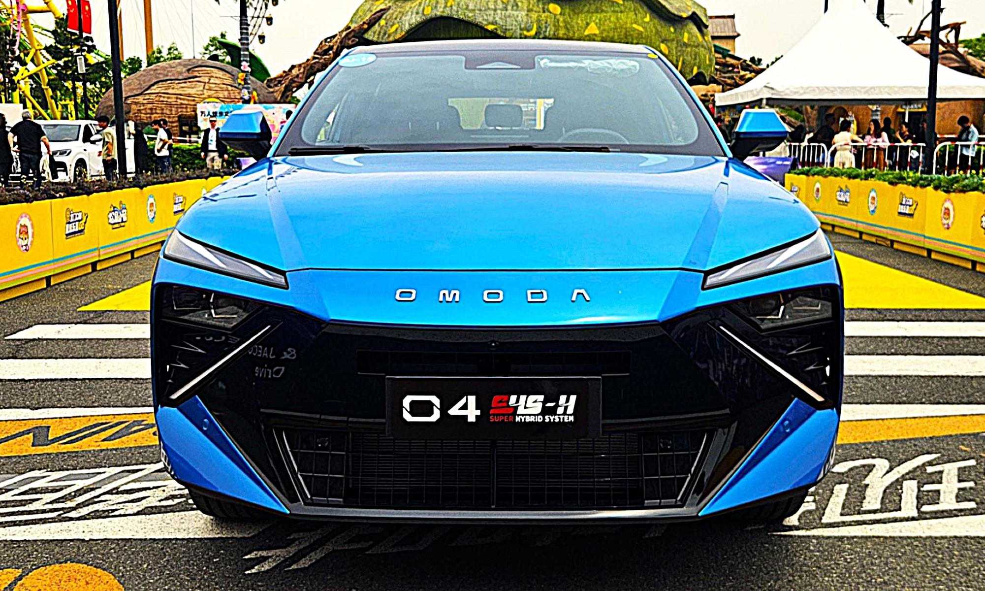 A comienzos de 2027, el Toyota Corolla Cross tendrá un nuevo rival en el mercado español: el OMODA 4, un SUV híbrido con 224 CV.