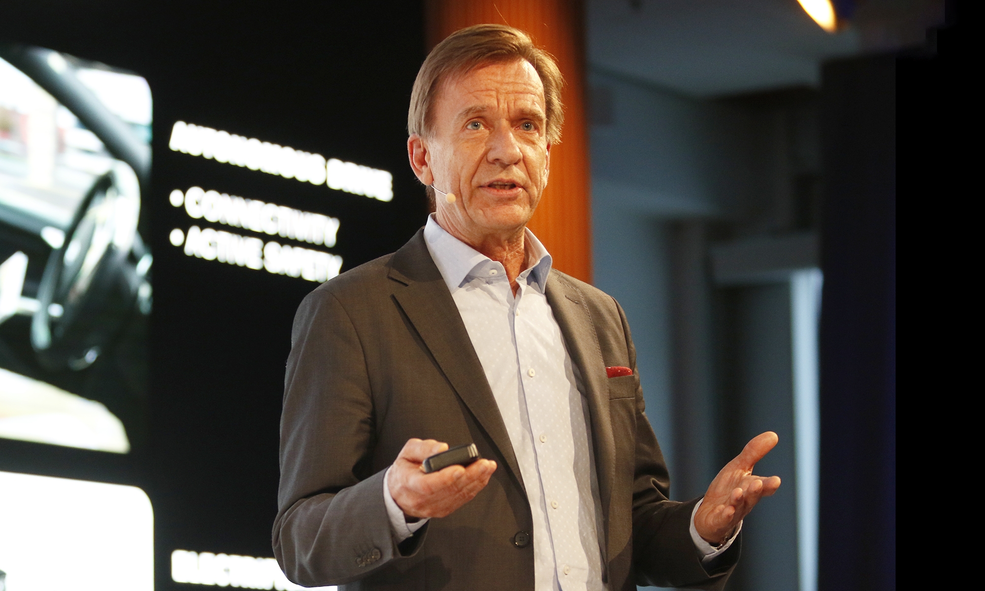 El CEO de Volvo confirma la producción del EX60 en su fábrica europea.