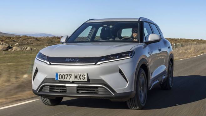matriculaciones ventas coches hibridos electricos abril 2026