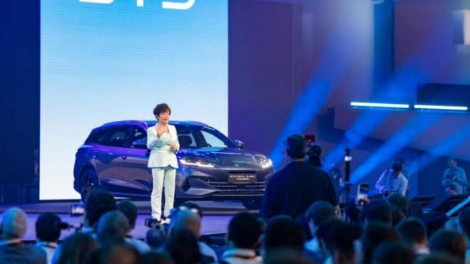 BYD Stella Li