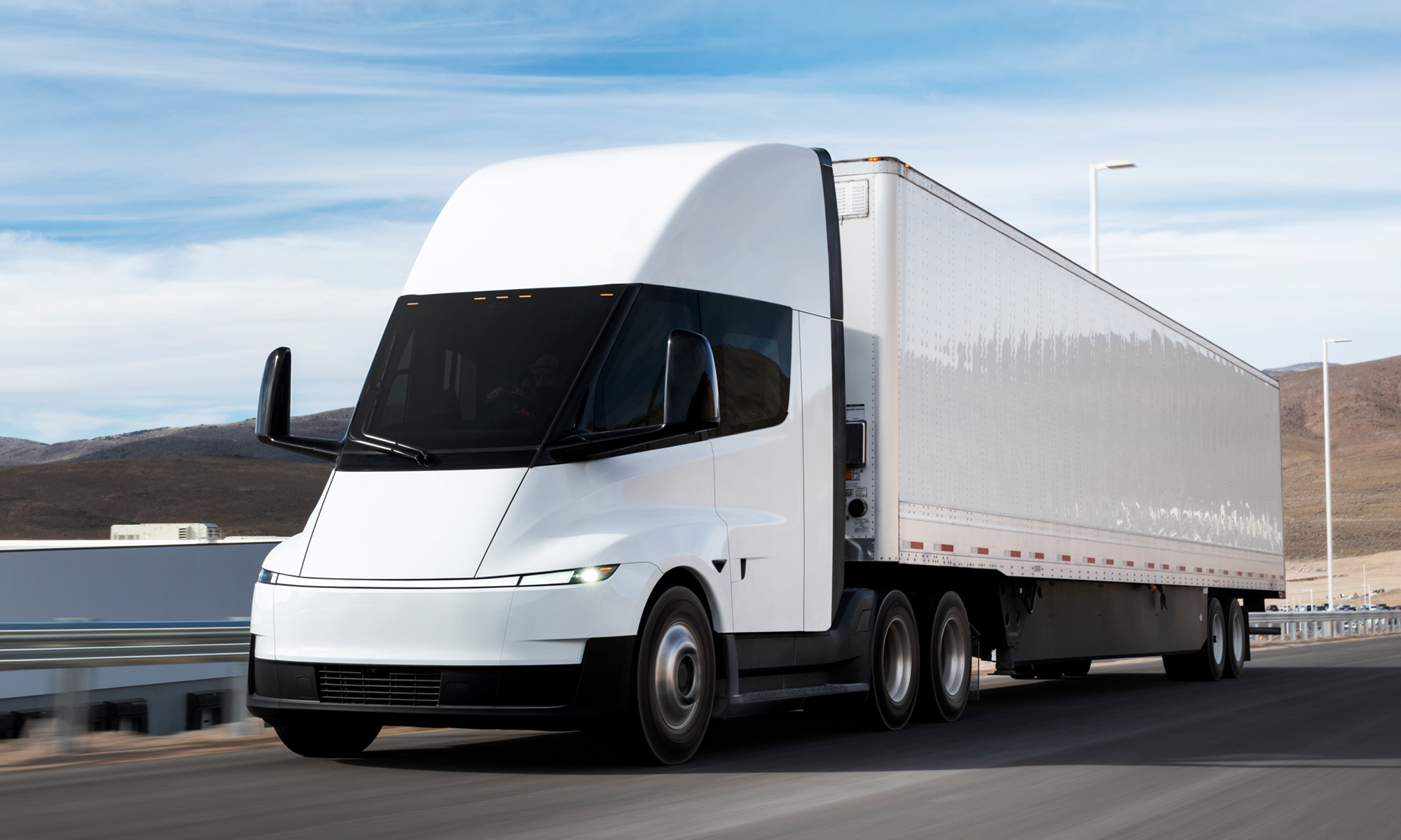 La gran virtud del Tesla Semi está en el precio de carga y en el bajo mantenimiento mecánico.