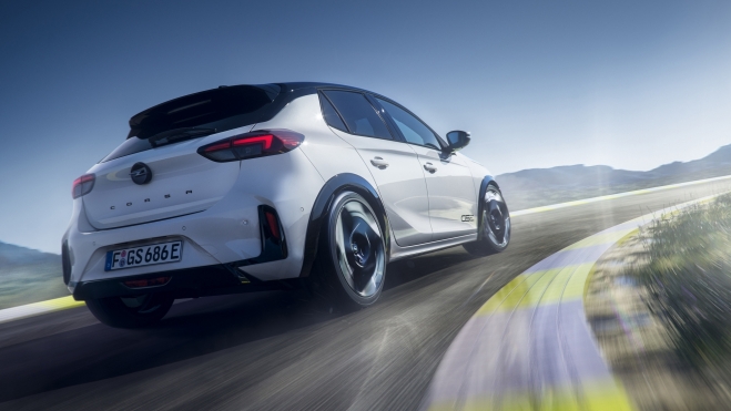 Opel Corsa GSE Trasera