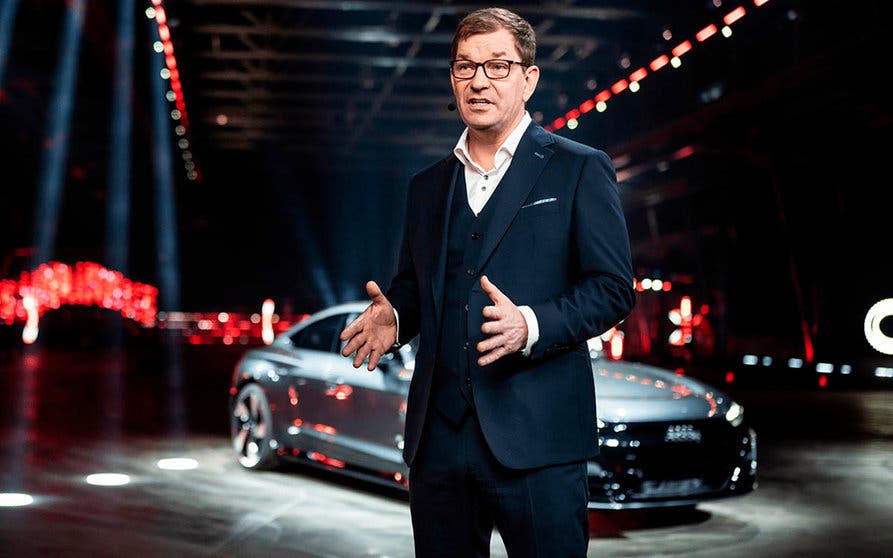  Markus Duesmann, CEO de Audi, confirma que se detiene el desarrollo de motores de combustión. 