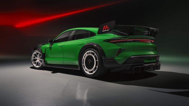 Porsche Taycan Turbo GT Manthey 1