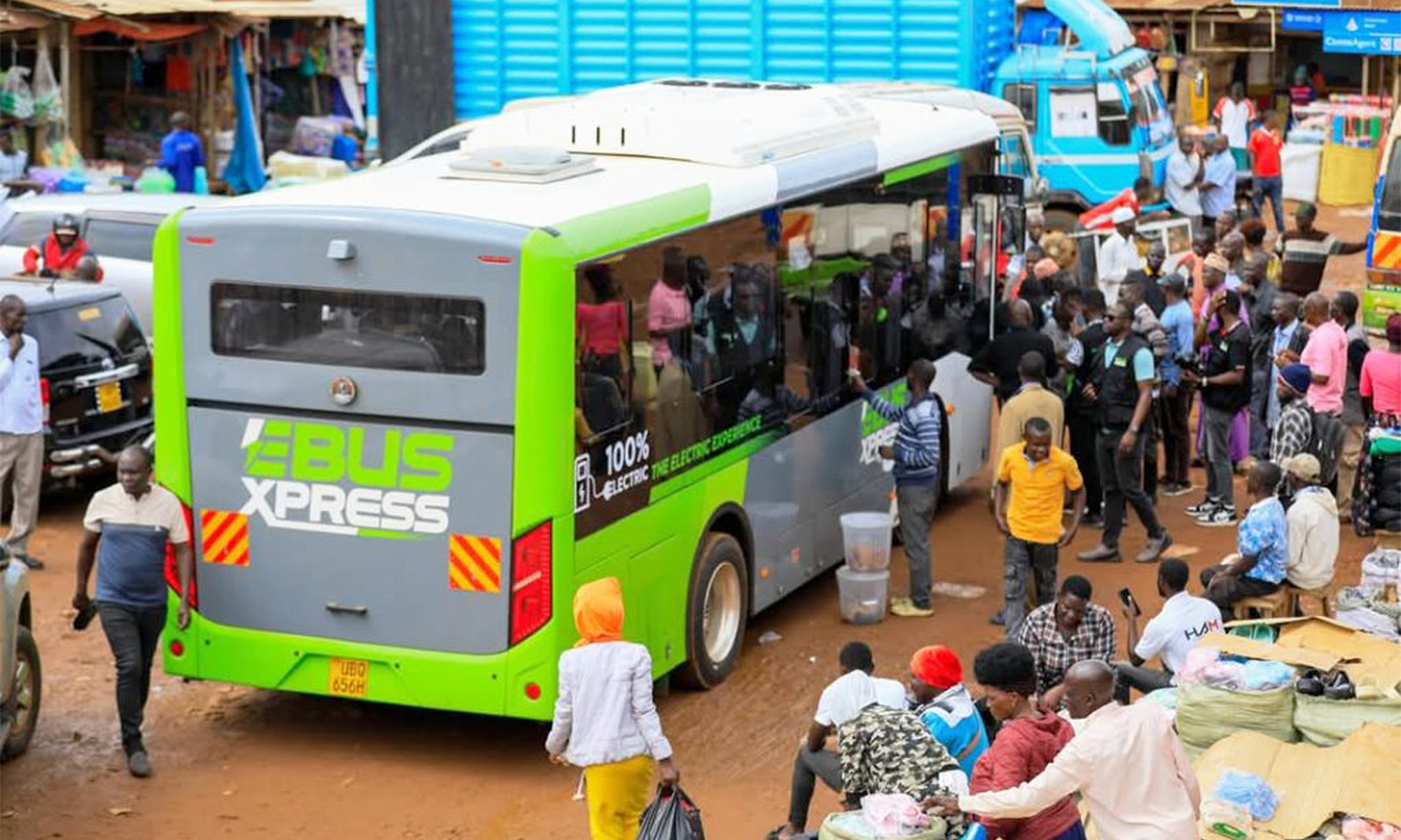 uganda africa transporte publico autobuses mototaxis electricos 2030 2