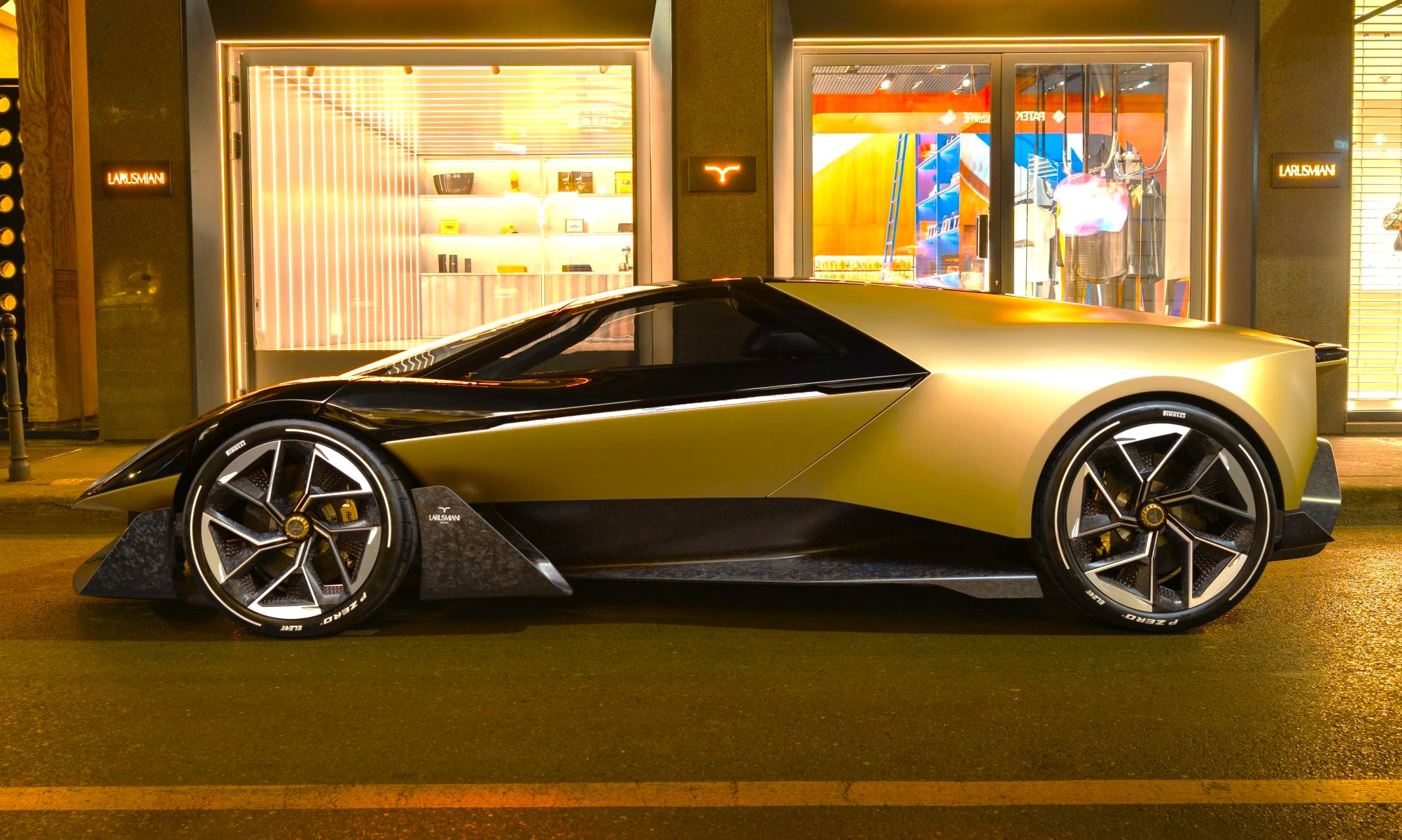 Lotus quería ser 100 % eléctrica en 2028, pero ahora recula con su proximo deportivo, que verá la luz en 2027.