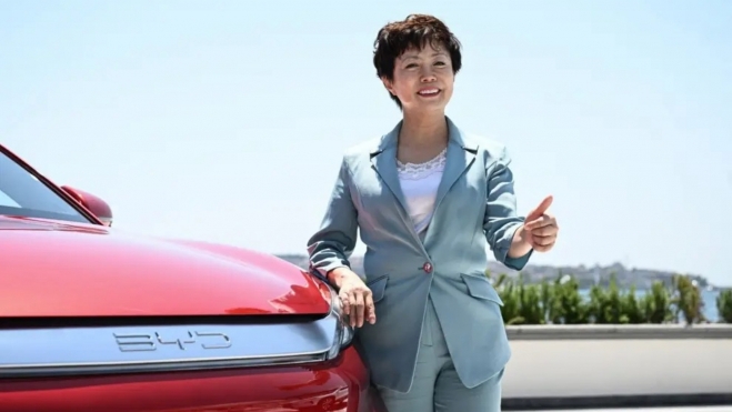 Stella Li es la máxima responsable de BYD para el Viejo Continente. Stella Li es la máxima responsable de BYD para el Viejo Continente.