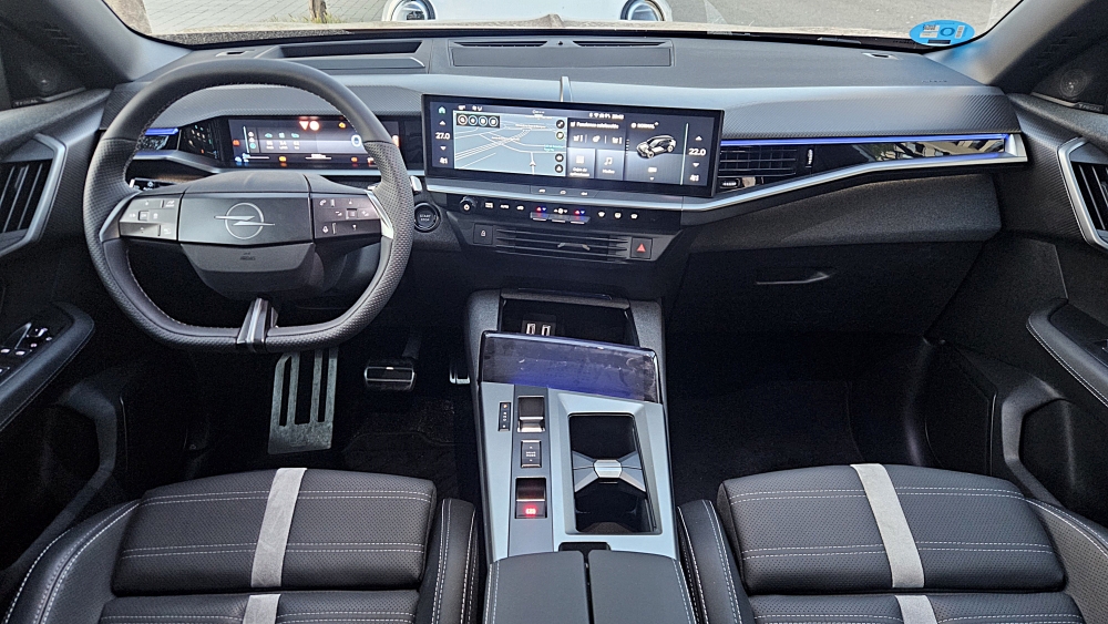 Opel Grandland PHEV 195 CV Gasta 2,4 L100 km pero nadie habla de él probamos el SUV de Opel con 1.645 L de maletero (1)