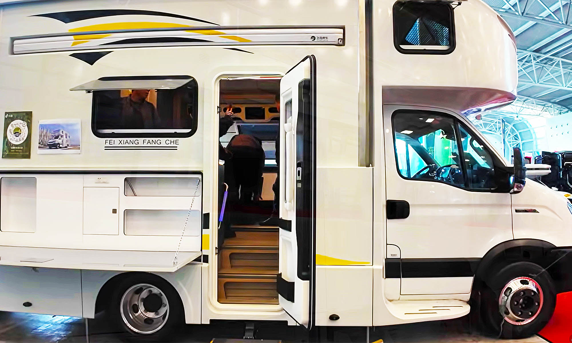 camper china furgoneta electrica dos pisos 1