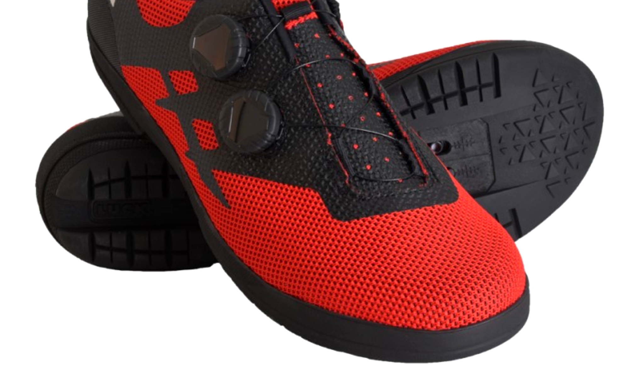 Las zapatillas respetuosas de puntera ancha llegan al ciclismo (Foto: LUCK).