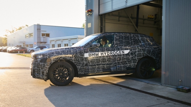BMW iX5 Hydrogen BMW iX5 Hydrogen