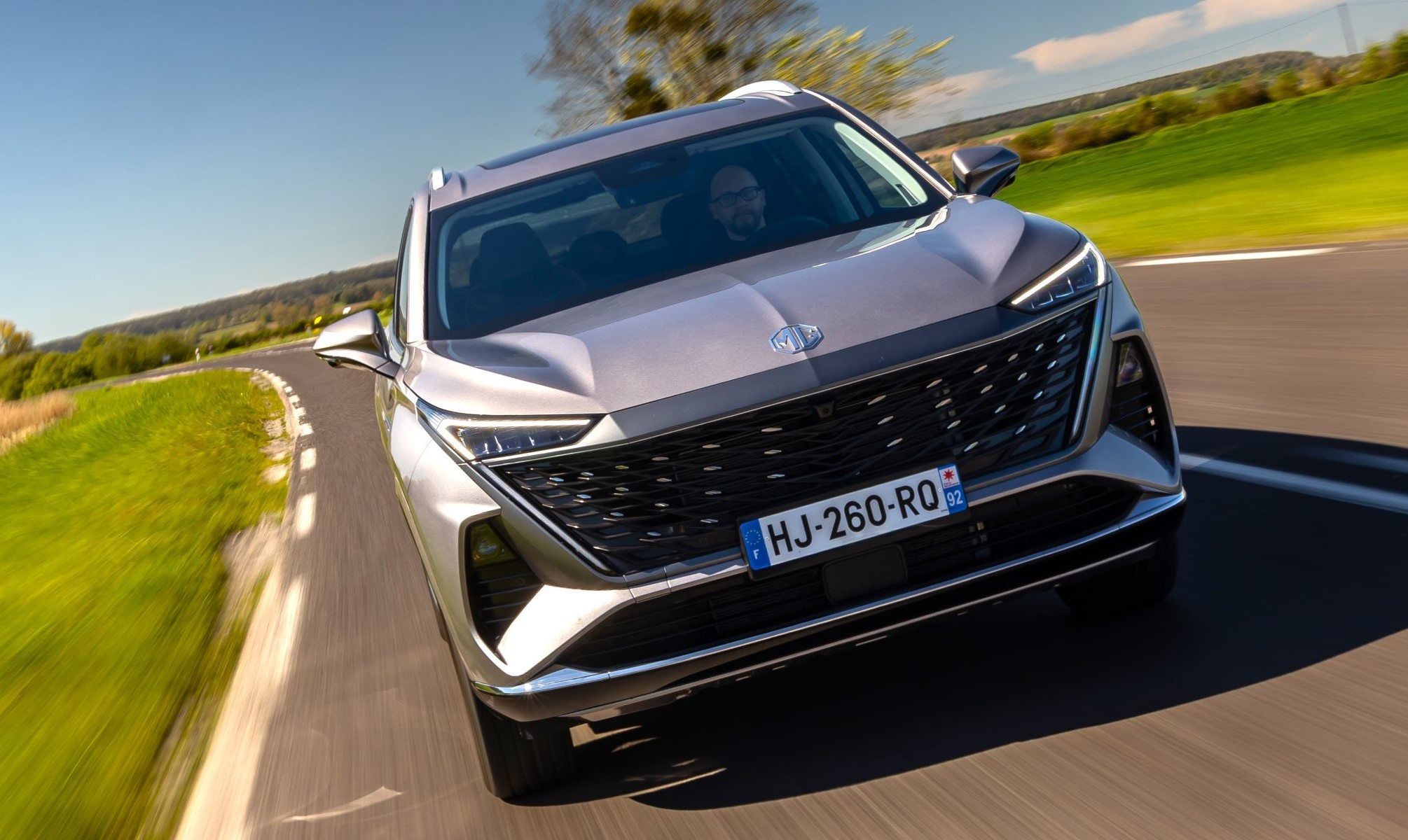 El nuevo puñetazo en la mesa de MG para el mercado español es un SUV PHEV de 4,98 m, 7 plazas y precio de derribo.