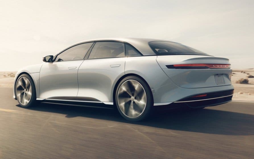  Lucid Air 