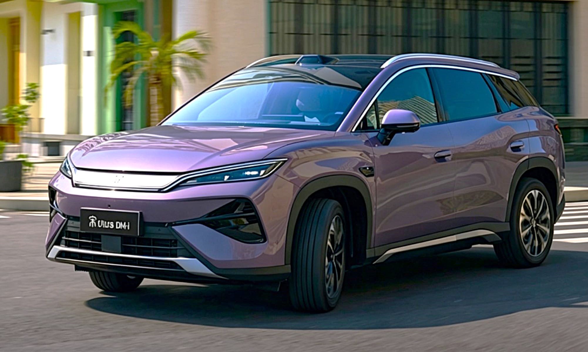 BYD aplicará la tecnología que está arrasando en Europa a su último SUV eléctrico superventas en China. ¿El resultado? 1.300 km de autonomía.