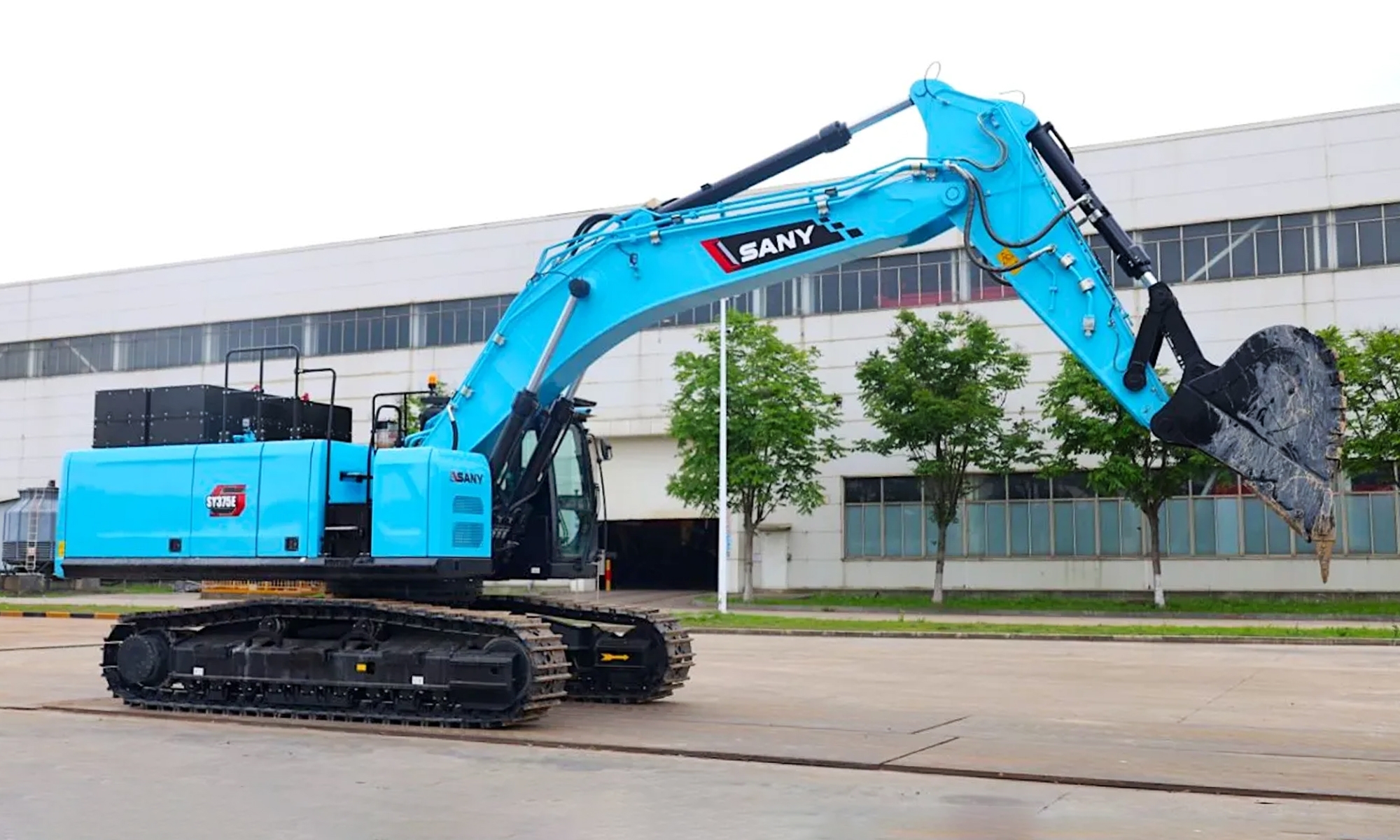 La SANY SY375E es una excavadora eléctrica que promete revolucionar el sector de las obras.