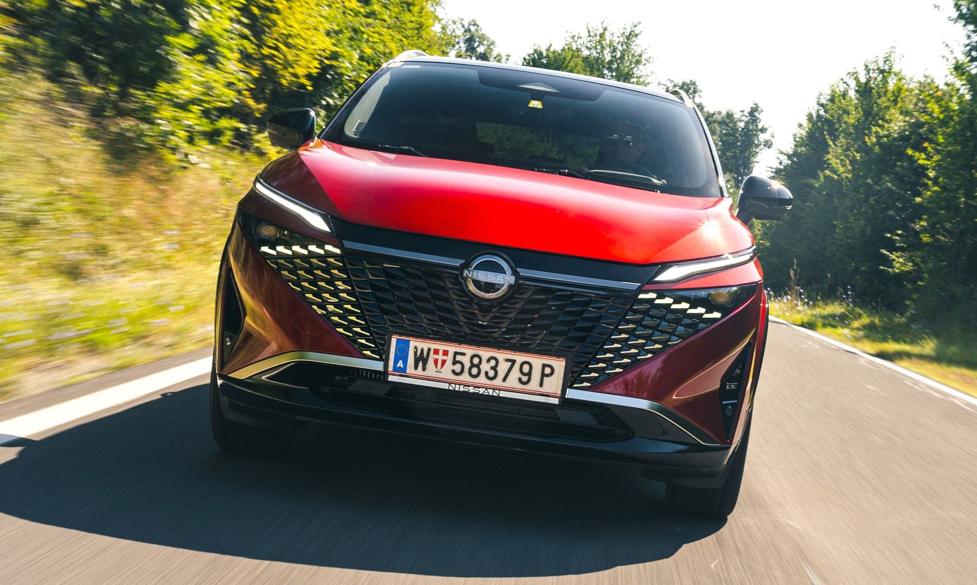 El Qashqai es el Nissan de mayor venta en España. Y con su particular tecnología e-POWER, acaba de recorrer más de 1.300 km sin repostar.