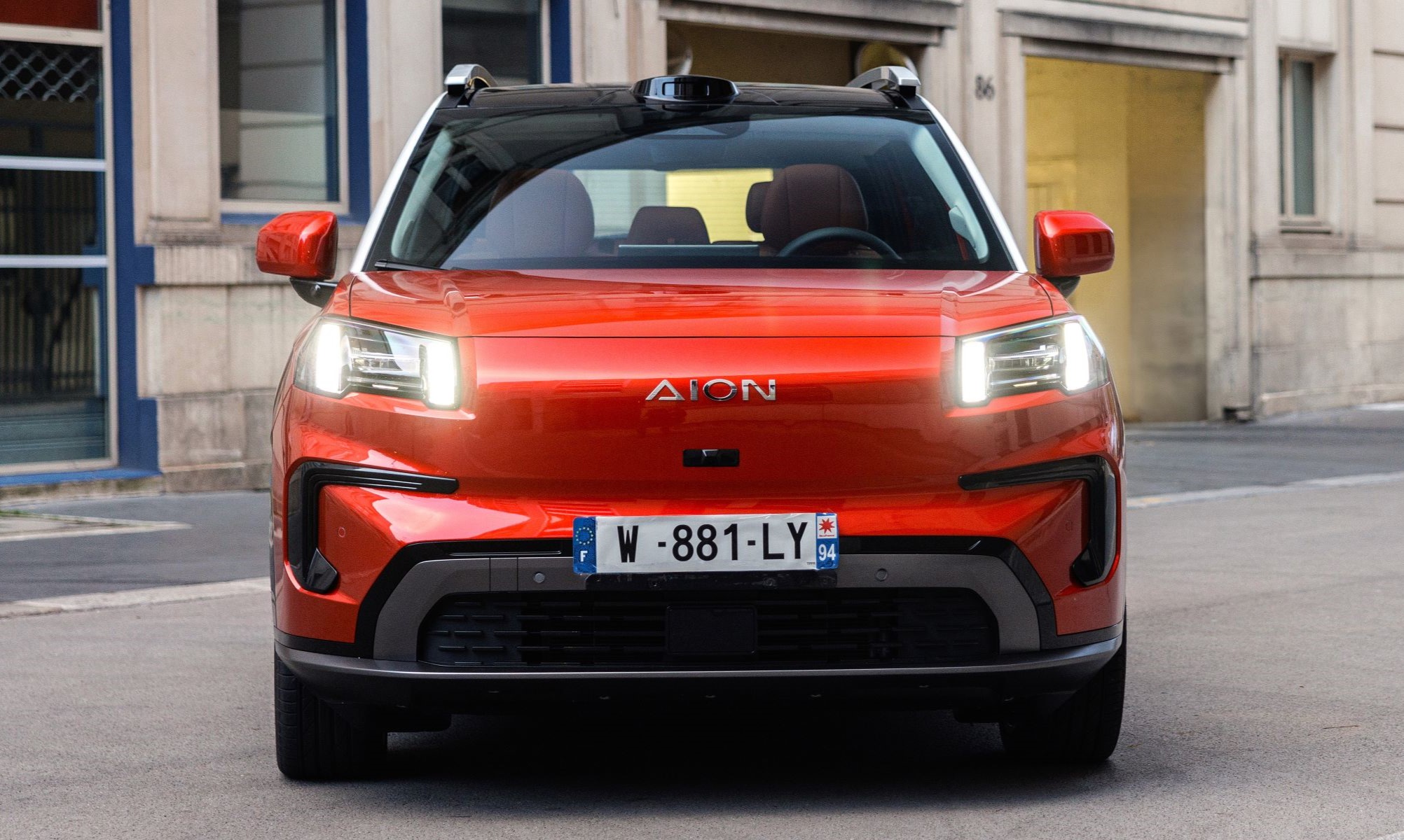 El SUV GAC Aion V es uno de los dos eléctricos con el que el 5º fabricante chino acaba de desembarcar en España.